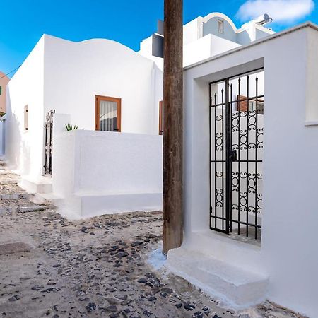 Authentic Santorinian Home Experience Fira  Eksteriør billede