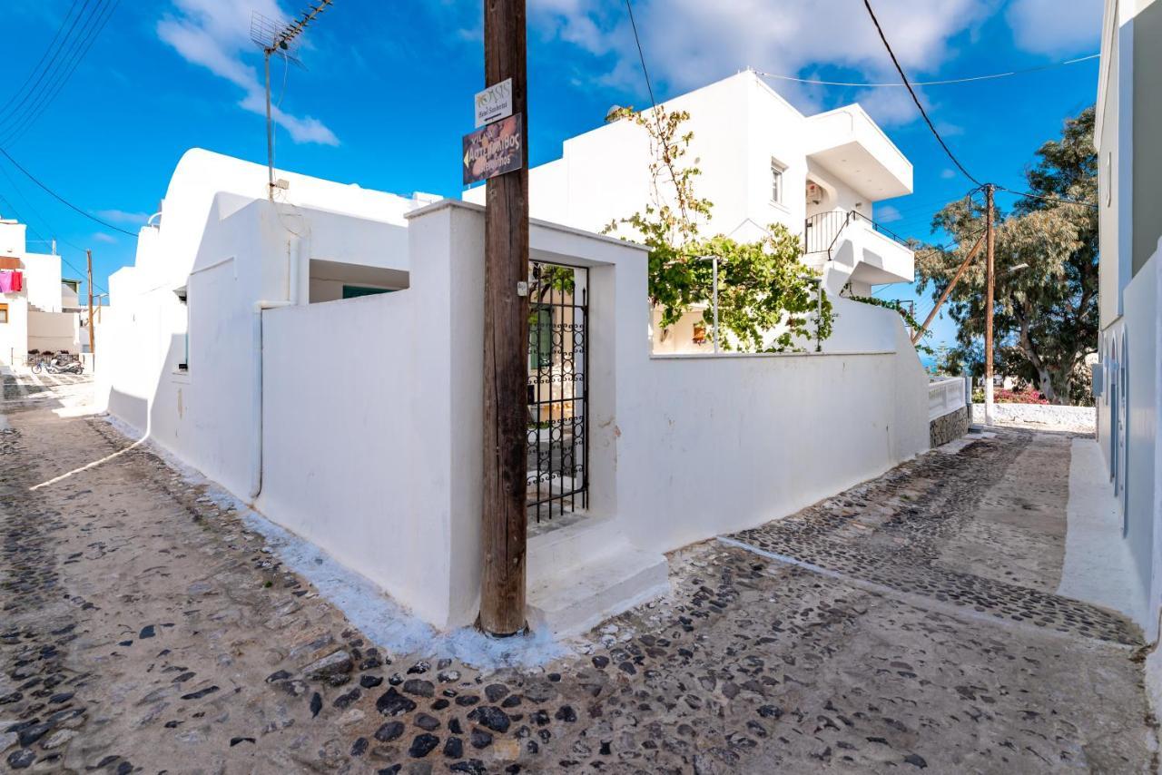 Authentic Santorinian Home Experience Fira  Eksteriør billede
