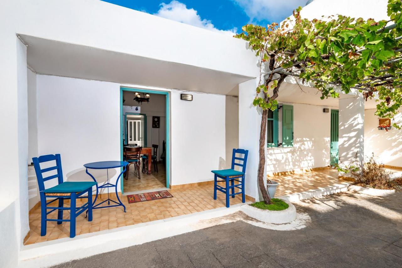 Authentic Santorinian Home Experience Fira  Eksteriør billede