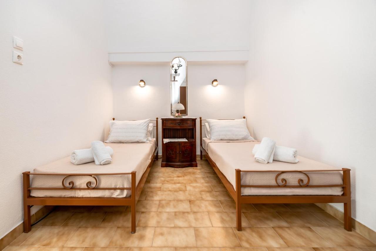 Authentic Santorinian Home Experience Fira  Eksteriør billede